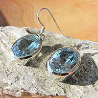 Blauer-Topas Premium Ohrringe